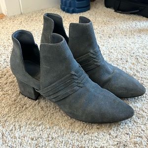 Super cute blueish grey suede booties